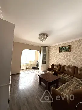 Kirayə verilir 2 otaqlı köhnə tikili 60 m² — Bakı, Nizami 2 otaq 60.00 m²