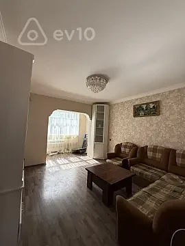 Kirayə verilir 2 otaqlı köhnə tikili 60 m² — Bakı, Nizami 2 otaq 60.00 m²