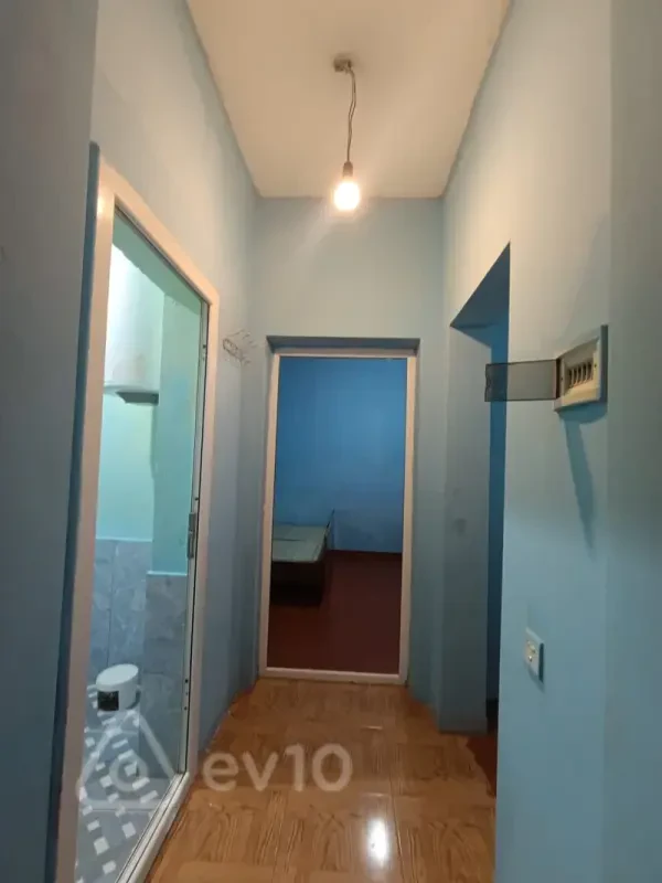 Kirayə verilir 1 otaqlı həyət evi 30 m²