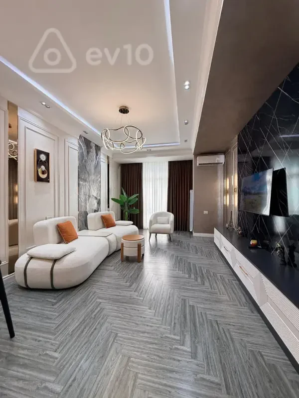 Kirayə verilir 4 otaqlı yeni tikili 181 m²