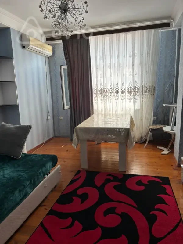 Kirayə verilir 2 otaqlı yeni tikili 60 m²