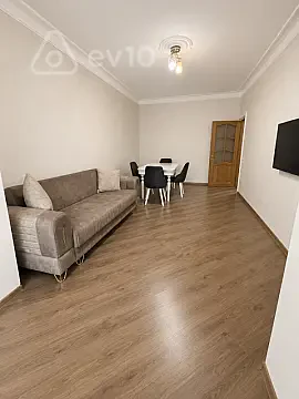 Kirayə verilir 3 otaqlı köhnə tikili 62 m² — Bakı, Nərimanov 3 otaq 62.00 m²