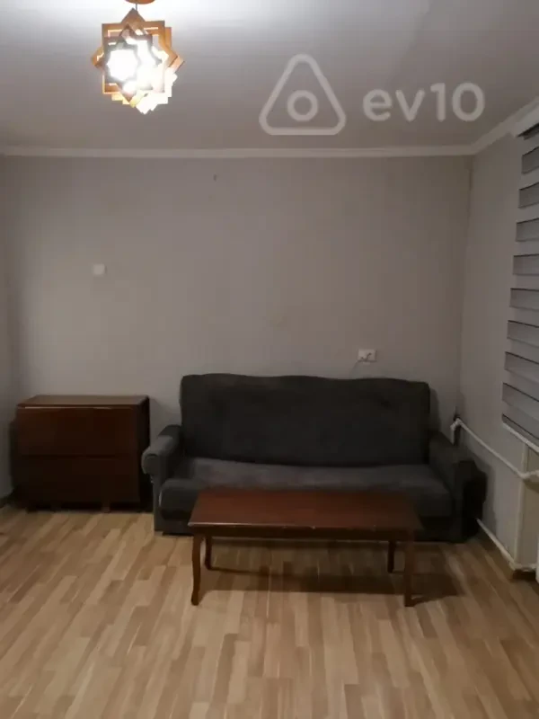 Kirayə verilir 1 otaqlı köhnə tikili 32 m²