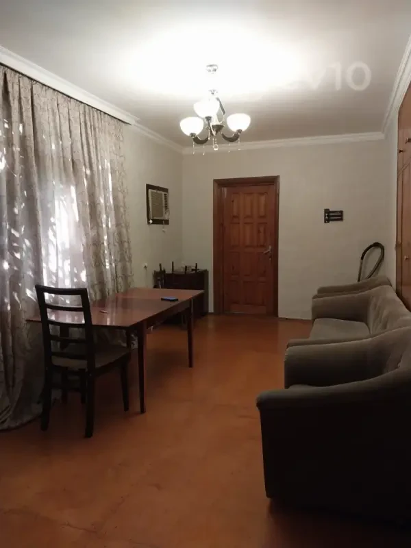Kirayə verilir 2 otaqlı həyət evi 60 m²