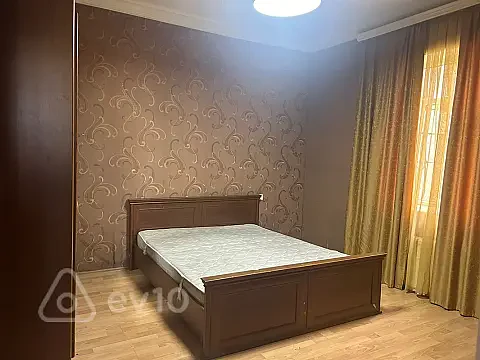 Kirayə verilir 3 otaqlı həyət evi 100 m² — Bakı, Səbail 3 otaq 100.00 m²
