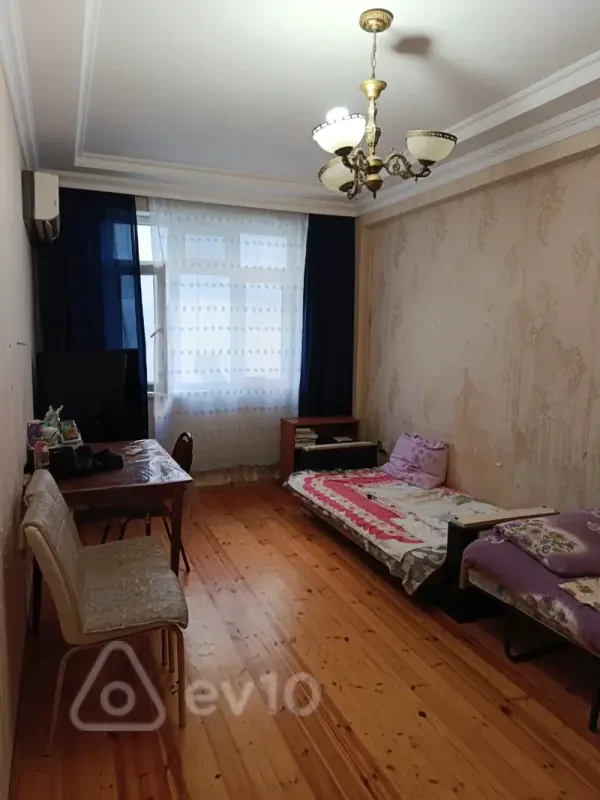 Satılır 2 otaqlı yeni tikili 70 m²