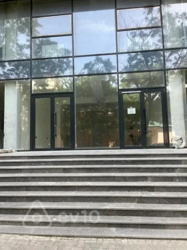 Kirayə verilir mənzil 80 m²