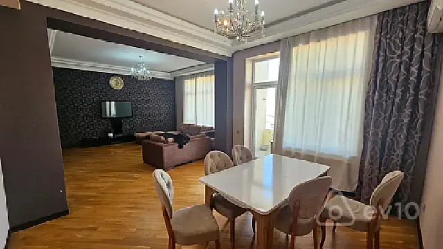 Kirayə verilir 3 otaqlı yeni tikili 150 m² — Bakı, Nəsimi 3 otaq 150.00 m²