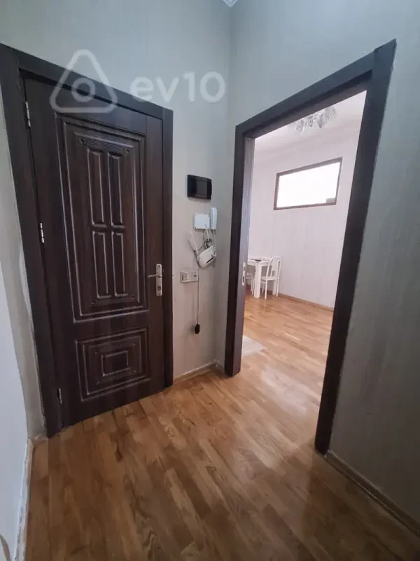 Satılır 2 otaqlı yeni tikili 37 m²