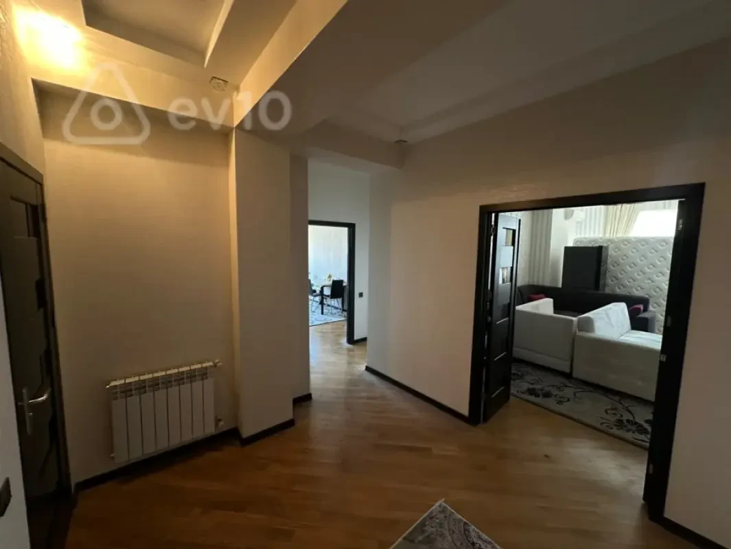 Satılır 2 otaqlı yeni tikili 85 m²