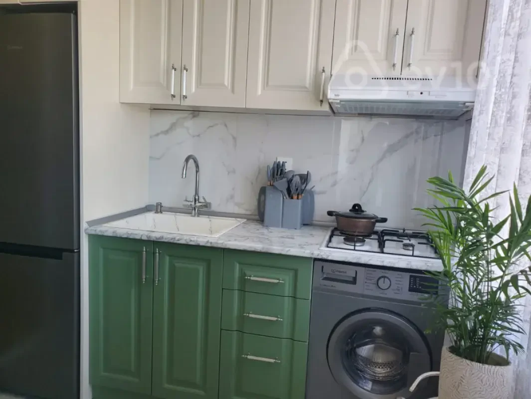 Kirayə verilir 2 otaqlı yeni tikili 70 m²