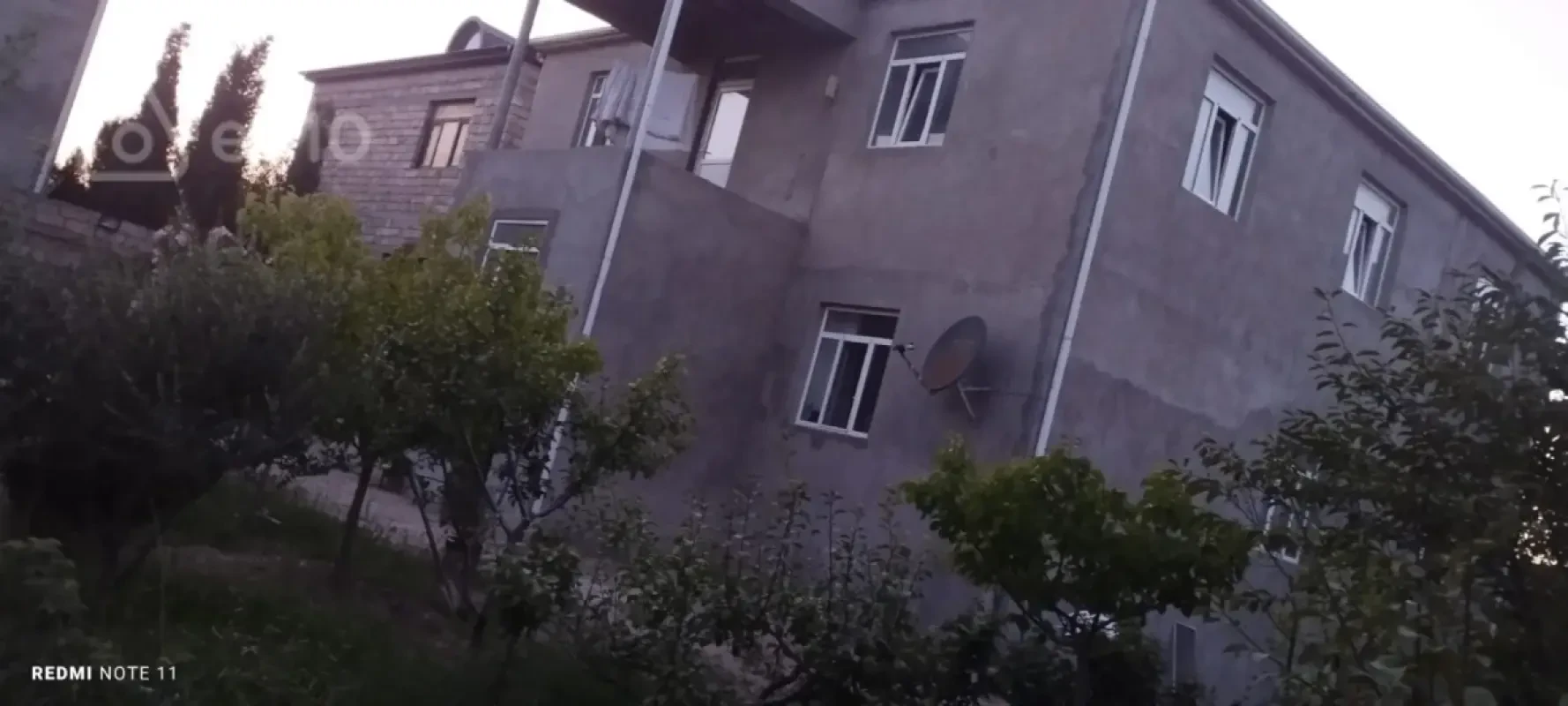Satılır 7 otaqlı həyət evi 240 m²