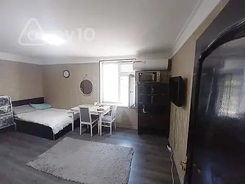 Kirayə verilir 1 otaqlı köhnə tikili 29 m² — Bakı, Nizami 1 otaq 29.00 m²