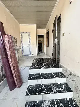 Kirayə verilir 2 otaqlı həyət evi 50 m² — Xırdalan 2 otaq 50.00 m²