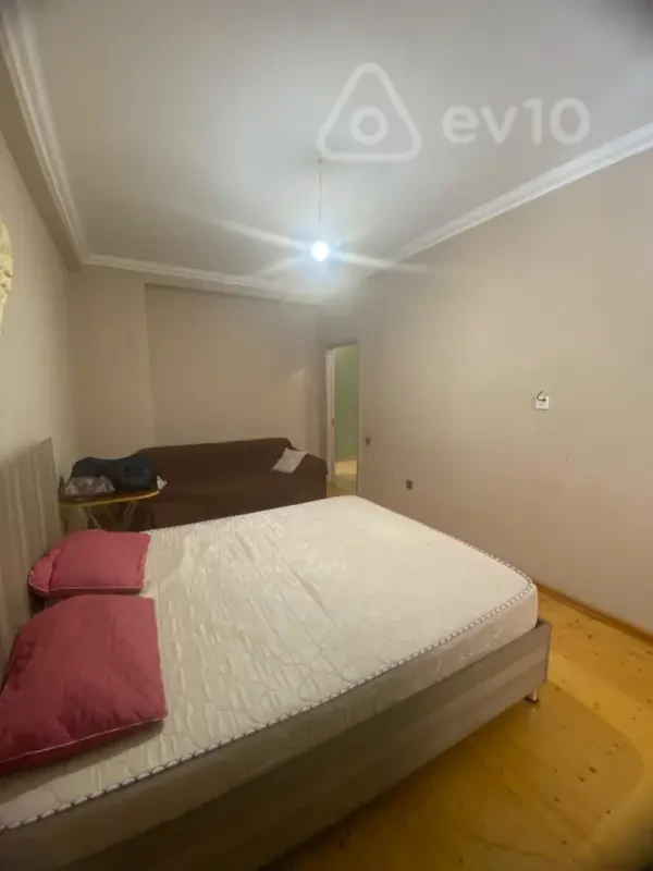 Kirayə verilir 2 otaqlı yeni tikili 60 m²