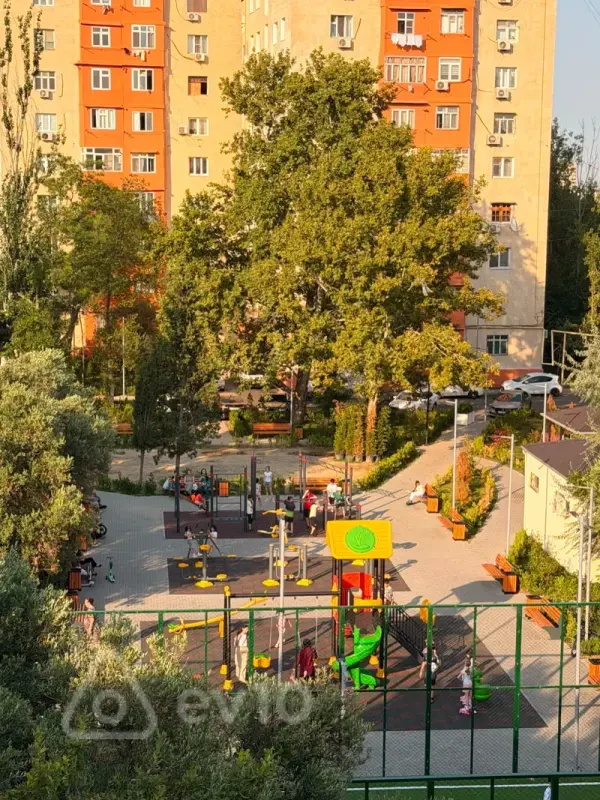 Satılır 2 otaqlı köhnə tikili 40 m²