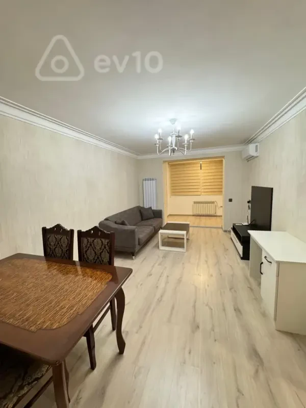 Kirayə verilir 3 otaqlı köhnə tikili 75 m²