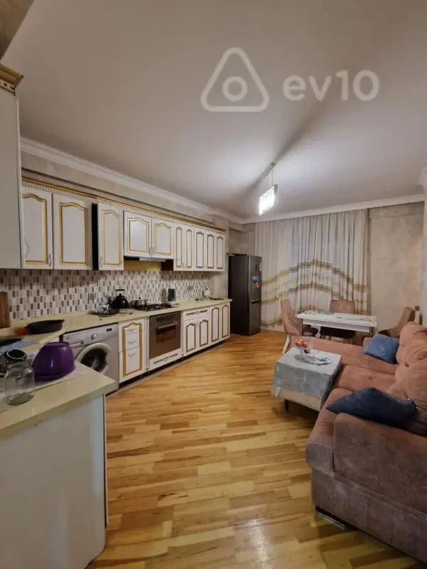 Satılır 3 otaqlı yeni tikili 120 m²
