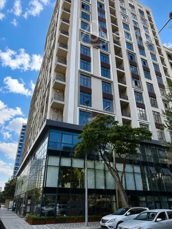 Kirayə verilir 2 otaqlı yeni tikili 80 m²