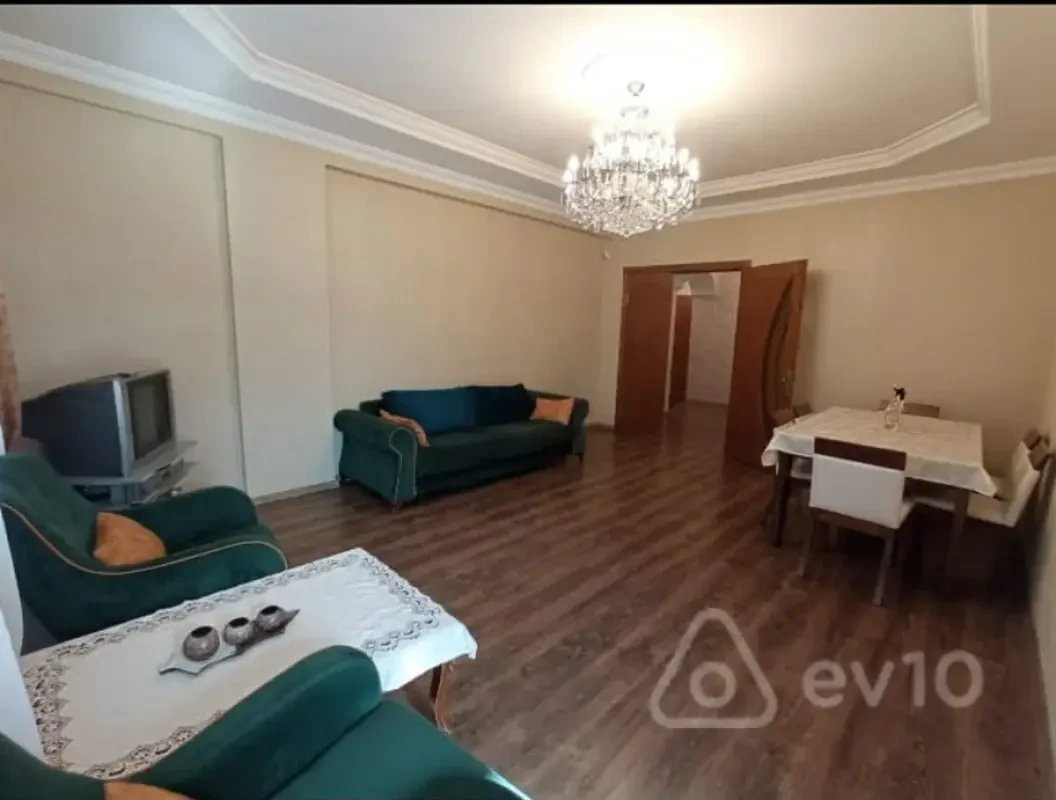 Satılır 2 otaqlı yeni tikili 85 m²