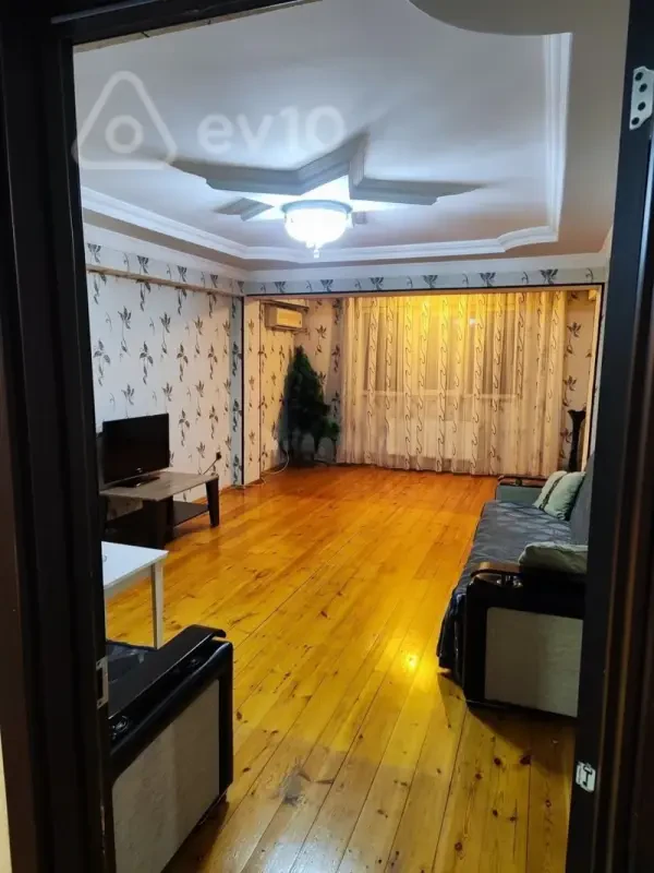 Kirayə verilir 2 otaqlı yeni tikili 95 m²