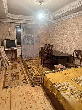 Kirayə verilir 1 otaqlı köhnə tikili 40 m² — Bakı, Suraxanı 1 otaq 40.00 m²