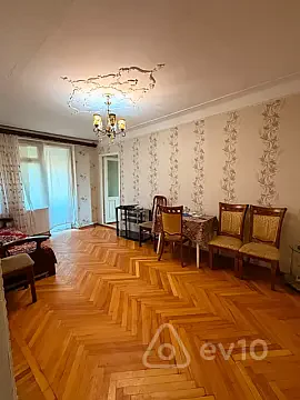 Satılır 2 otaqlı köhnə tikili 50 m² — Bakı, Nizami 2 otaq 50.00 m²
