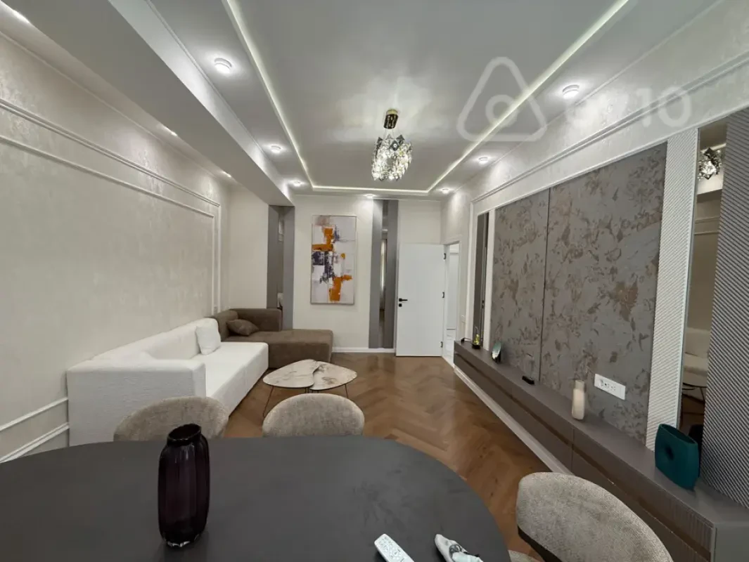 Satılır 2 otaqlı yeni tikili 85 m²