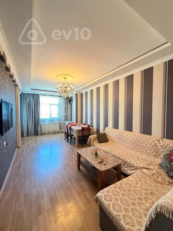 Satılır 3 otaqlı yeni tikili 85 m²