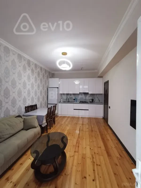 Kirayə verilir 3 otaqlı yeni tikili 75 m²