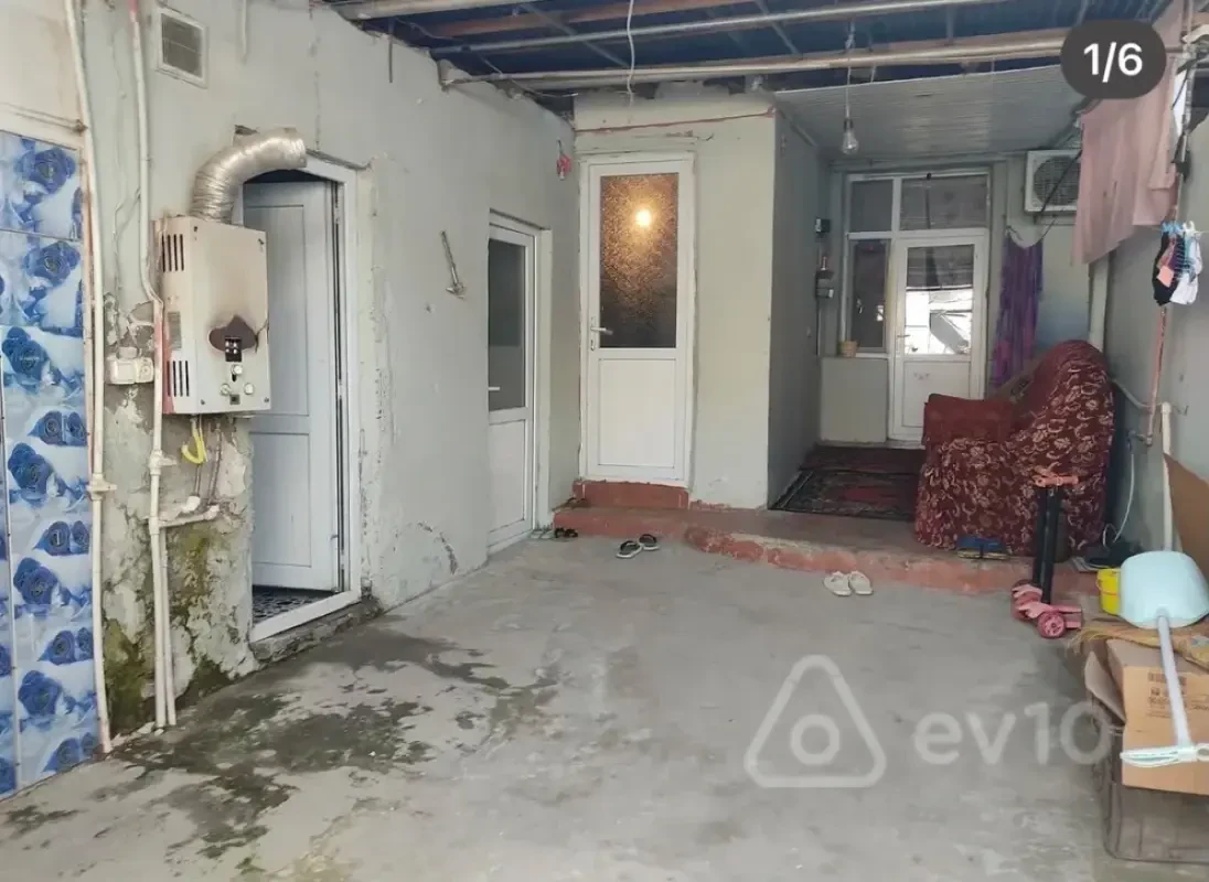Satılır 4 otaqlı köhnə tikili 80 m²