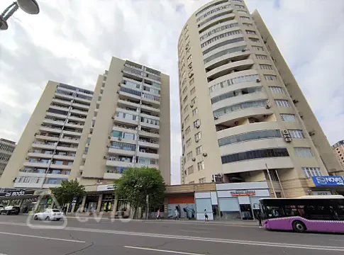 Kirayə verilir 3 otaqlı yeni tikili 135 m² — Bakı, Yasamal 3 otaq 135.00 m²