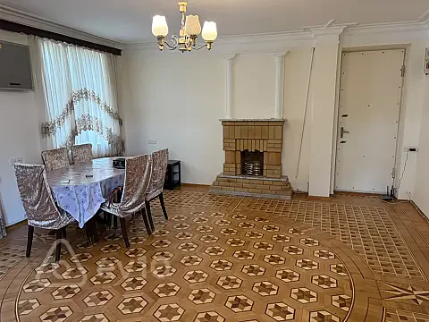 Kirayə verilir 3 otaqlı köhnə tikili 75 m² — Bakı, Nərimanov 3 otaq 75.00 m²