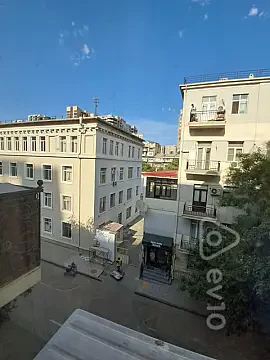 Kirayə verilir 1 otaqlı köhnə tikili 20 m² — Bakı, Nəsimi 1 otaq 20.00 m²
