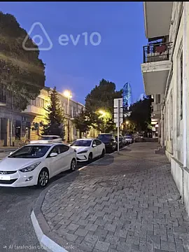 Kirayə verilir 1 otaqlı köhnə tikili 37 m² — Bakı, Səbail 1 otaq 37.00 m²