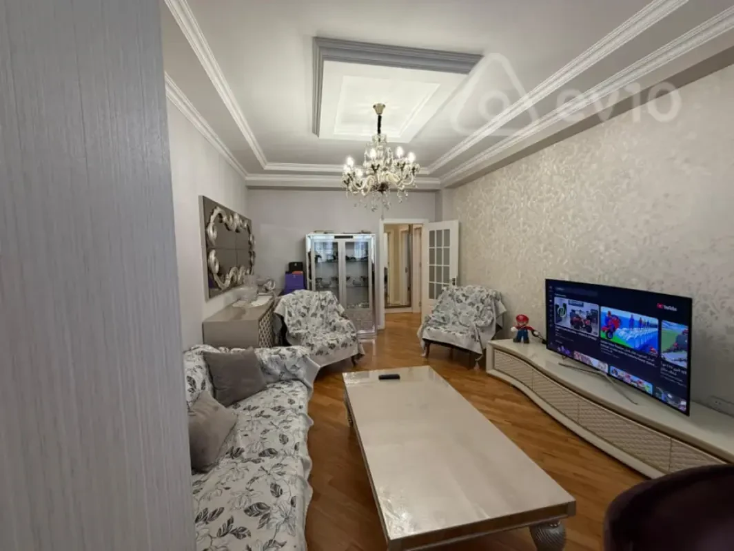 Satılır 2 otaqlı yeni tikili 82 m²