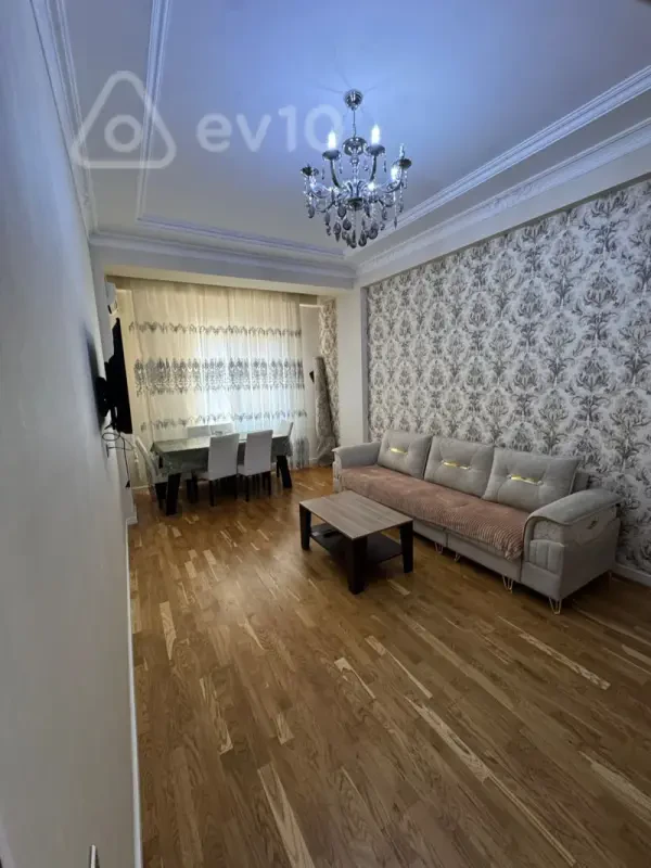Kirayə verilir 2 otaqlı yeni tikili 60 m²