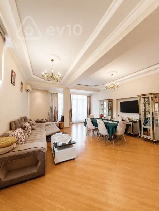 Kirayə verilir 2 otaqlı yeni tikili 150 m²