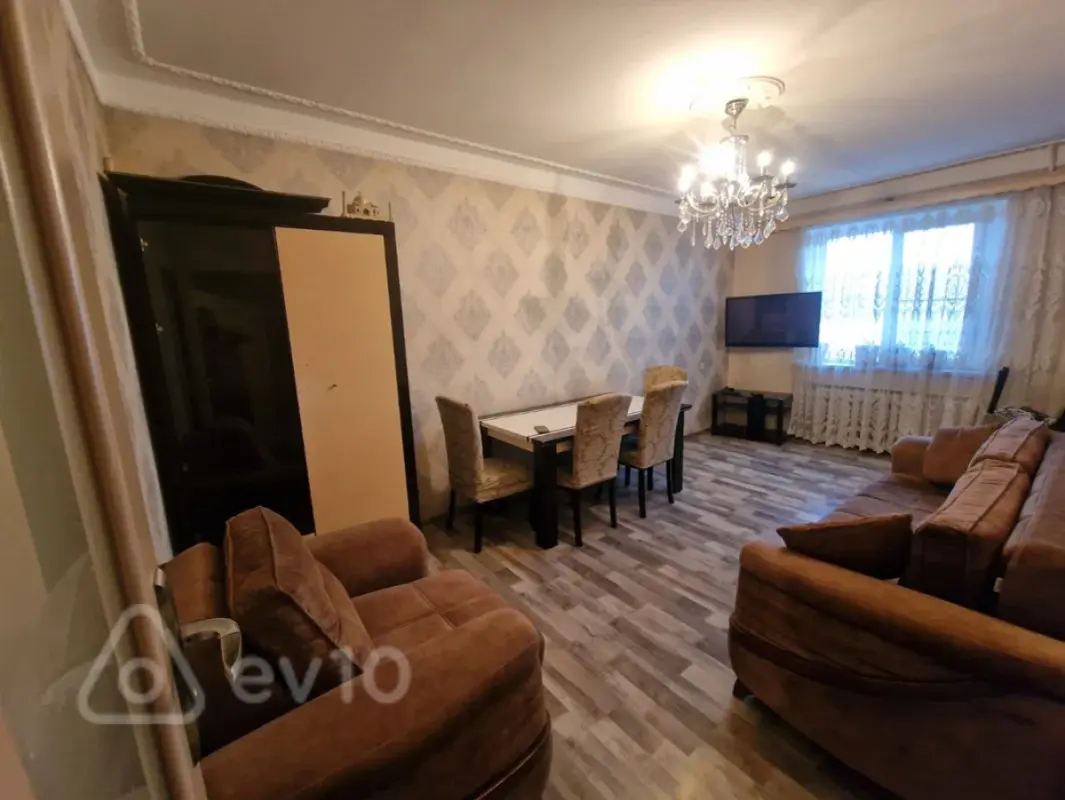 Kirayə verilir 3 otaqlı köhnə tikili 65 m²