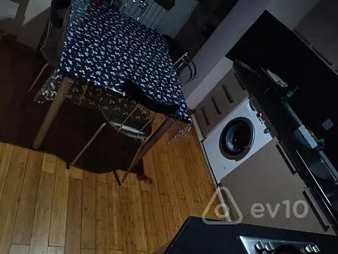 Kirayə verilir 3 otaqlı köhnə tikili 90 m² — Bakı, Xətai 3 otaq 90.00 m²