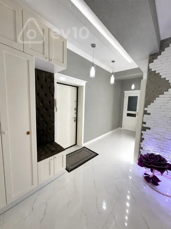 Kirayə verilir 3 otaqlı yeni tikili 80 m²
