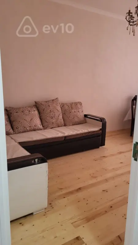 Kirayə verilir 2 otaqlı yeni tikili 60 m²
