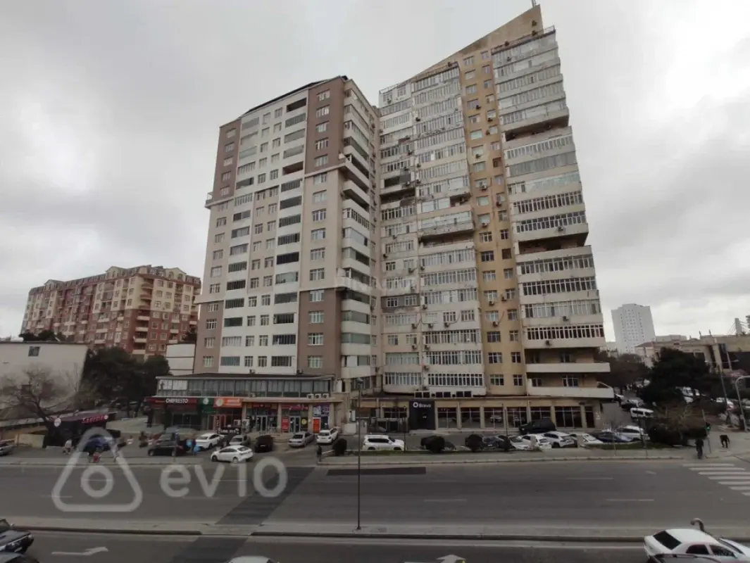 Satılır 2 otaqlı yeni tikili 65 m²