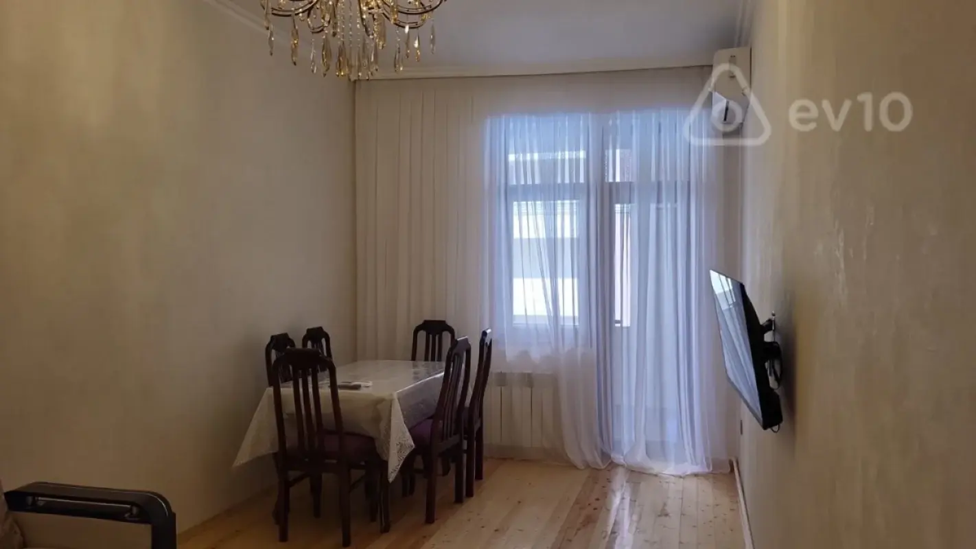 Kirayə verilir 2 otaqlı yeni tikili 58 m²
