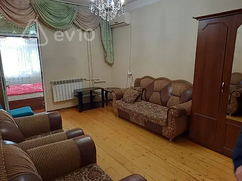 Kirayə verilir 2 otaqlı köhnə tikili 60 m² — Bakı, Nəsimi 2 otaq 60.00 m²