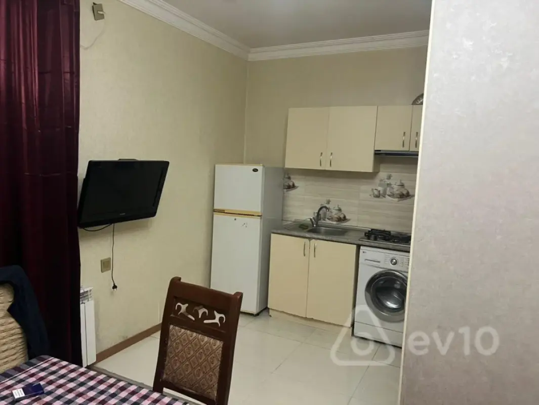 Kirayə verilir 2 otaqlı yeni tikili 50 m²