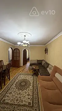 Kirayə verilir 3 otaqlı köhnə tikili 90 m² — Bakı, Yasamal 3 otaq 90.00 m²