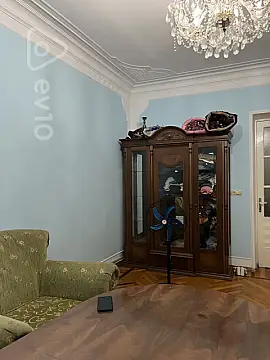 Kirayə verilir 3 otaqlı köhnə tikili 100 m² — Bakı, Nizami 3 otaq 100.00 m²