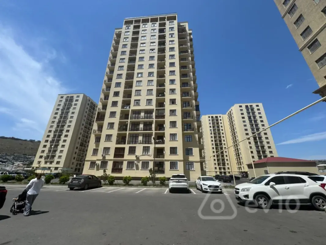 Satılır 2 otaqlı yeni tikili 79 m²