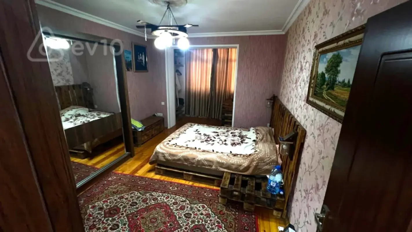 Kirayə verilir 3 otaqlı köhnə tikili 75 m²